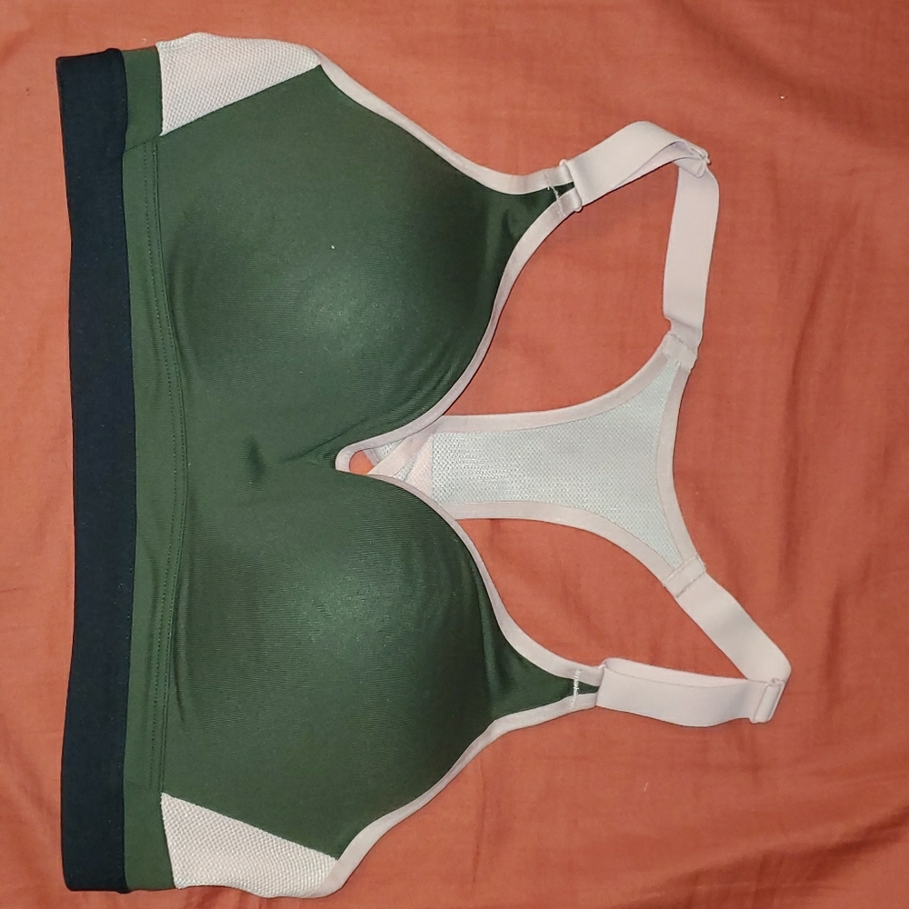 VS Sports bra